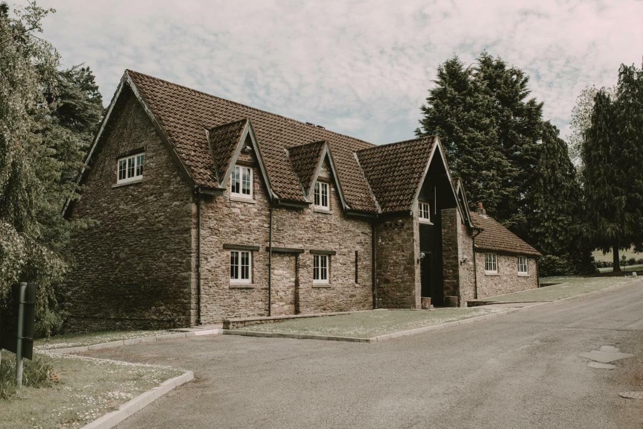 Cwrt Bleddyn Hotel & Spa Usk Exterior photo